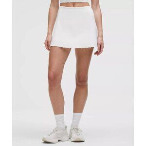 Scallop-Hem High-Rise Tennis Skirt - White